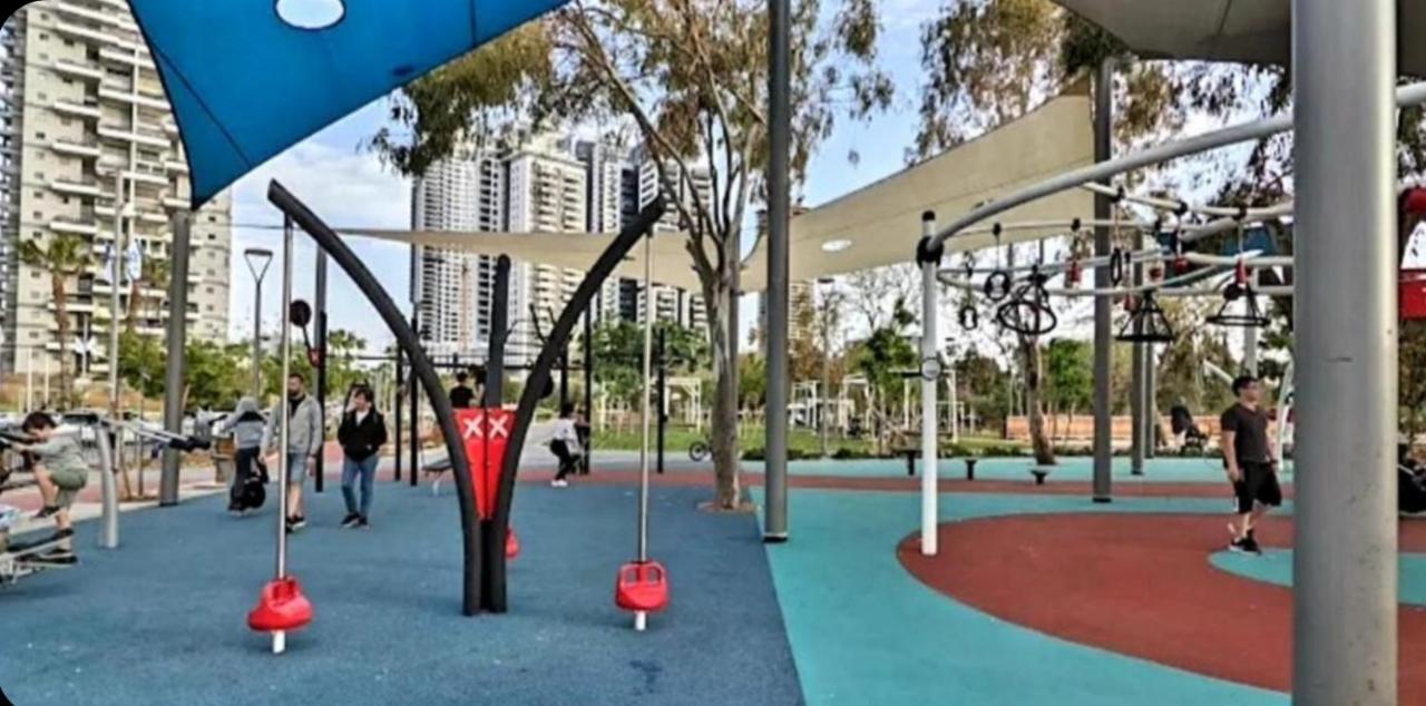 מלון דירות על הים בת ים 39 Экстерьер фото
