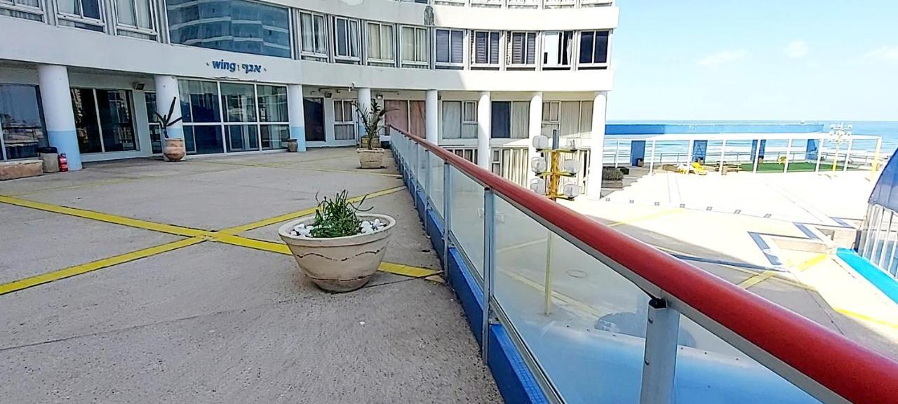 מלון דירות על הים בת ים 39 Экстерьер фото