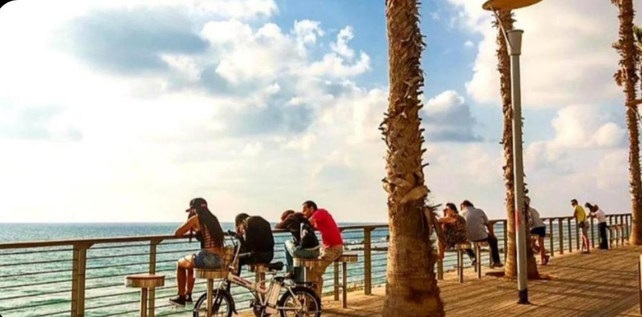 מלון דירות על הים בת ים 39 Экстерьер фото